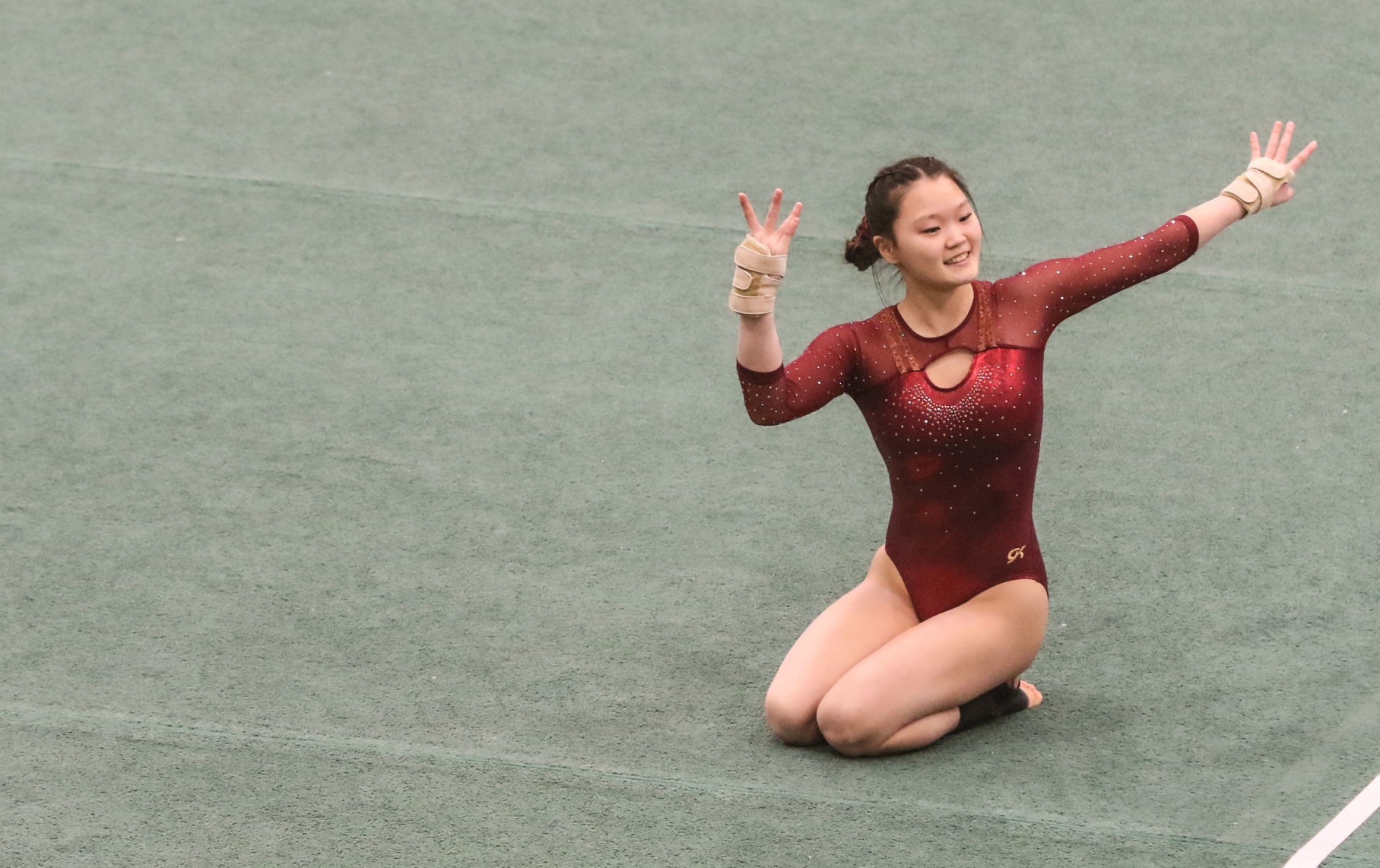 Mia Pak, Chesterton, gymnastics